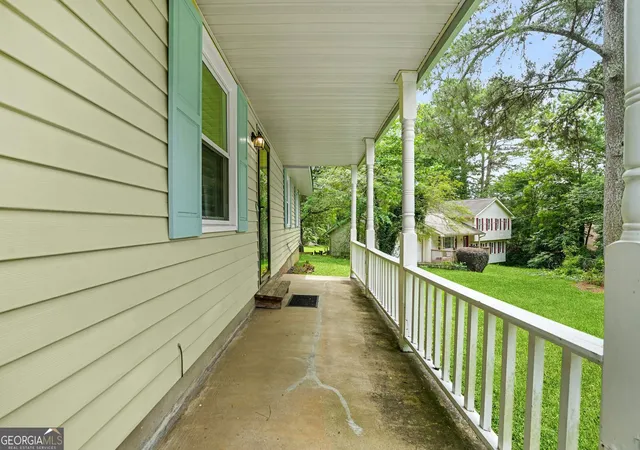 Photo 3 of Single family home for sale at 6988 Tan Bark Ct, Riverdale, GA 30296 | MLS# 10787219 | Listing updated on 2026-08-16