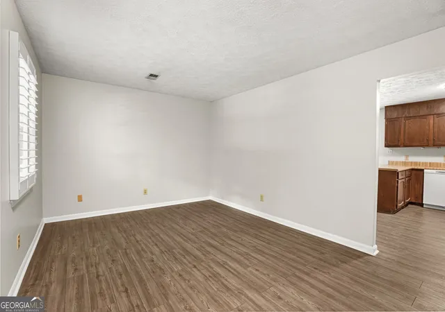 Photo 4 of Single family home for sale at 6988 Tan Bark Ct, Riverdale, GA 30296 | MLS# 10787219 | Listing updated on 2026-08-16