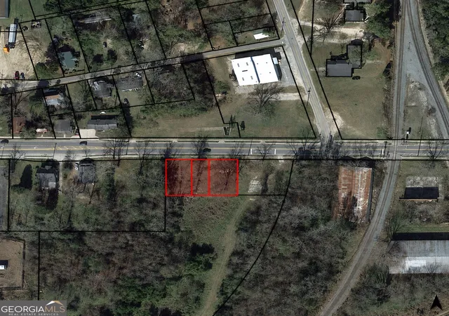 2nd image of 144 E Winthrope Ave, Millen, GA 30442 | MLS# 10639880