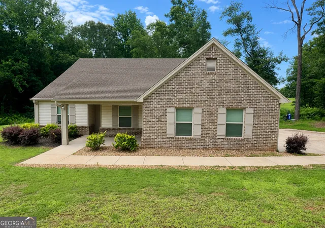 Photo 1 of Sale Pending at 150 Paul Smith Rd, Hull, GA 30646 | MLS# 10742859 | Listing updated on 2026-08-16