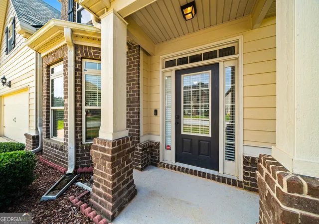Photo 2 of Single family home for sale at 90 Sylvan Loop, Fayetteville, GA 30214 | MLS# 10831522 | Listing updated on 2026-09-06