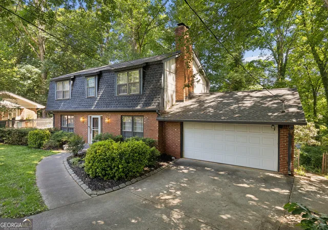 Photo 2 of Single family home for sale at 3646 Winview Ct, Tucker, GA 30084 | MLS# 10778996 | Listing updated on 2026-09-05