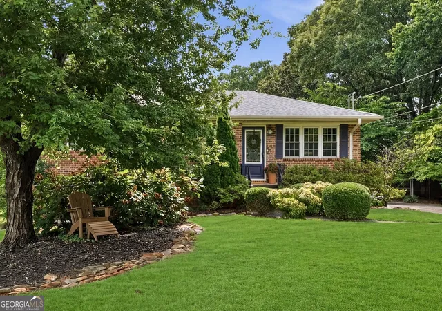 Photo 2 of Single family home for sale at 3401 Emerson St Se, Smyrna, GA 30082 | MLS# 10789042 | Listing updated on 2026-09-14