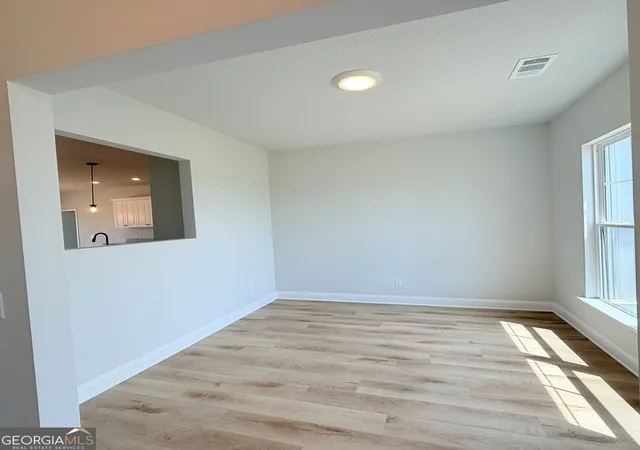 Photo 4 of Single family home for sale at 325 Livingston Bend, Statesboro, GA 30461 | MLS# 10831059 | Listing updated on 2026-10-04