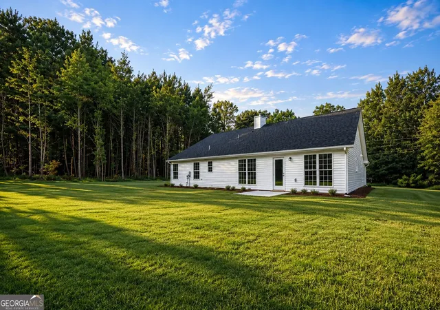 Photo 3 of Sale Pending at 332 Elizabeth Ct #LOT 26, Colbert, GA 30628 | MLS# 10780268 | Listing updated on 2026-09-10