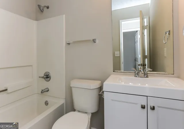 Photo 18 of Sale Pending at 1600 Beech Grove Dr, Hampton, GA 30228 | MLS# 10826580 | Listing updated on 2026-10-02
