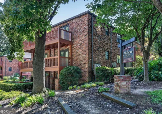 Photo 2 of Condo for sale at 890 Glendale Ter Ne #1, Atlanta, GA 30309 | MLS# 10790805 | Listing updated on 2026-10-16