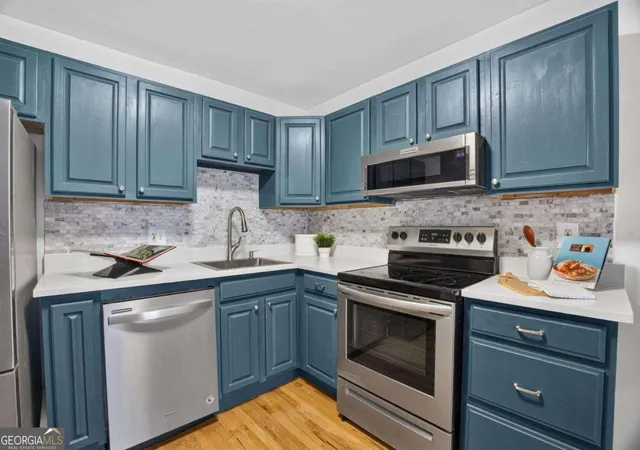 Photo 3 of Condo for sale at 890 Glendale Ter Ne #1, Atlanta, GA 30309 | MLS# 10790805 | Listing updated on 2026-10-16