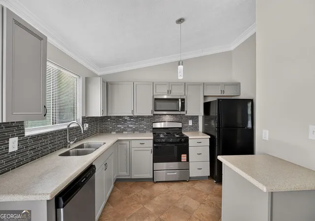 Photo 3 of Sale Pending at 4013 Mckinley Dr, Snellville, GA 30039 | MLS# 10794013 | Listing updated on 2026-09-15