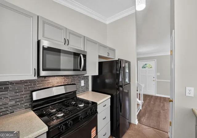 Photo 4 of Sale Pending at 4013 Mckinley Dr, Snellville, GA 30039 | MLS# 10794013 | Listing updated on 2026-09-15