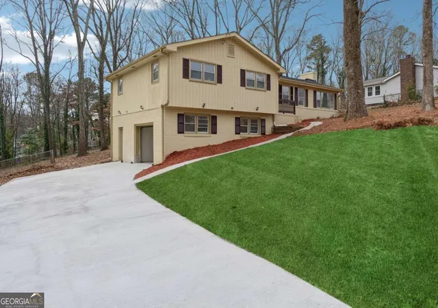 Photo 1 of Sale Pending at 1573 Deerwood Ln, Acworth, GA 30102 | MLS# 10782449 | Listing updated on 2026-08-31