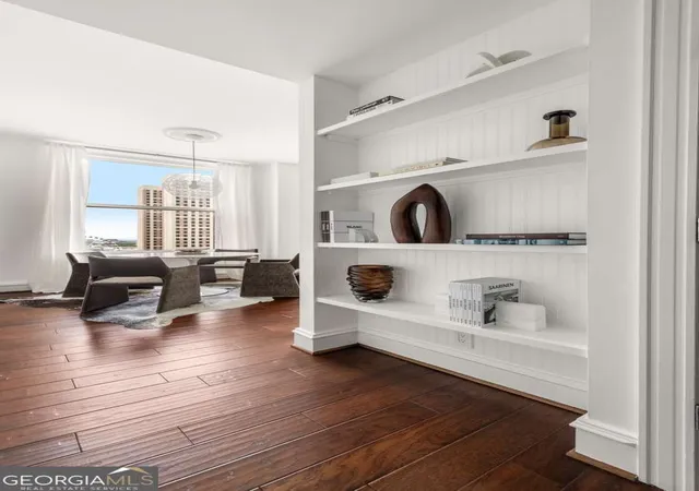Photo 2 of Sale Pending at 57 Forsyth St NW #12B, Atlanta, GA 30303 | MLS# 10811024 | Listing updated on 2026-08-20