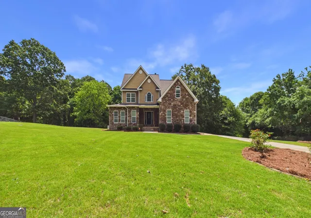 2nd image of 450 E End Rd, Covington, GA 30014 | MLS# 10804790