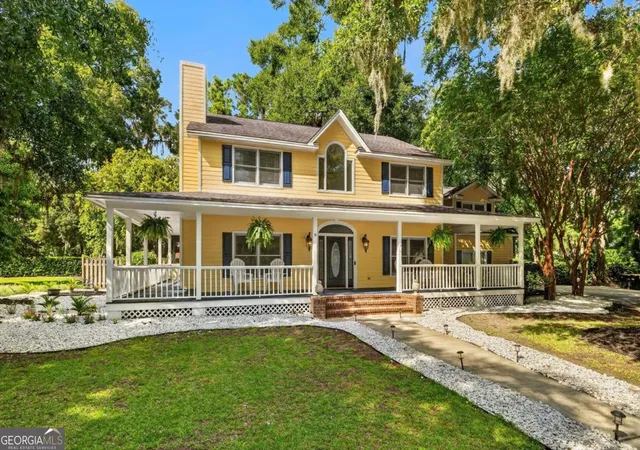 Photo 3 of Single family home for sale at 9 Devon Rd, Savannah, GA 31419 | MLS# 10826301 | Listing updated on 2026-10-01