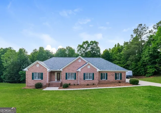 Photo 1 of Single family home for sale at 604 Clearwater Ct, Mcdonough, GA 30252 | MLS# 10803579 | Listing updated on 2026-09-09