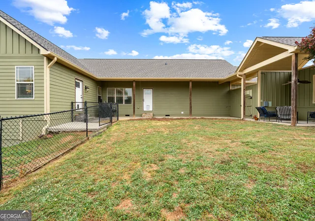 image of 104 Field Dr, Hogansville, GA 30230 | MLS# 10755583