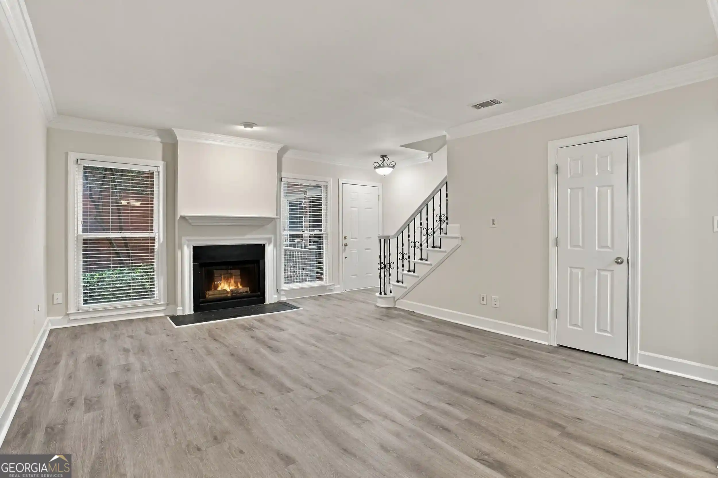 Listing Photo 1 - Condo for sale in 7500 Roswell Rd located at 7500 Roswell Rd, Atlanta, GA 30350 - Unit #56
