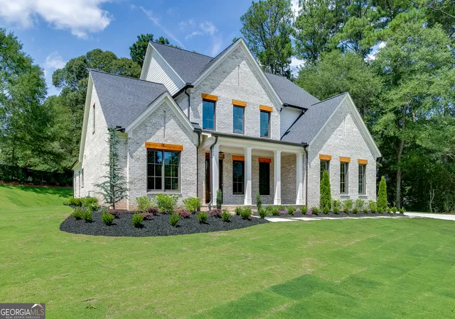 2nd image of 2971 N Bogan Rd Ne #2, Buford, GA 30519 | MLS# 10818715