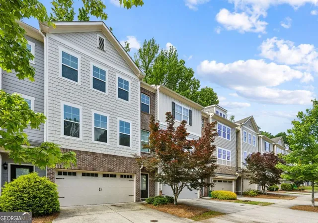 1st image of 2817 White Oak Ln, Decatur, GA 30032 | MLS# 10672643