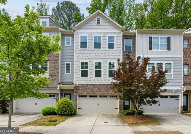 2nd image of 2817 White Oak Ln, Decatur, GA 30032 | MLS# 10672643