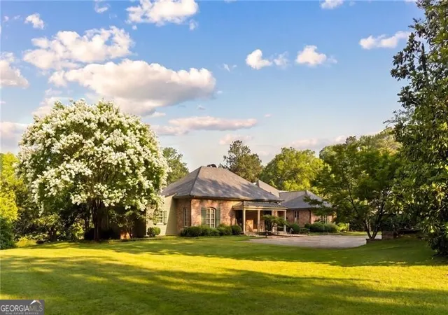 1st image of 10180 Capps Ferry Rd, Chattahoochee Hills, GA 30268 | MLS# 10785890