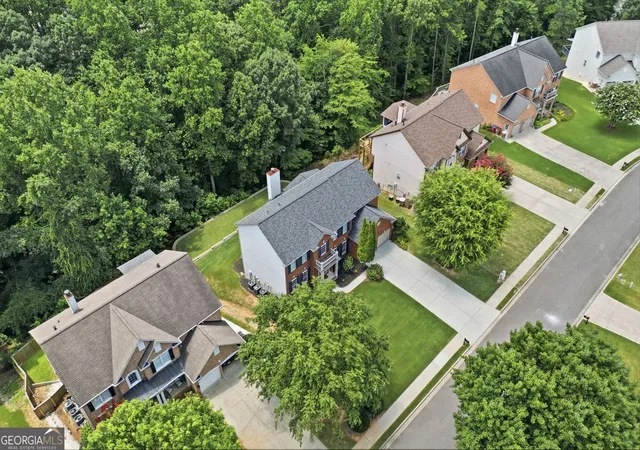 Photo 4 of Single family home for sale at 770 Glastonbury Ct, Cumming, GA 30041 | MLS# 10805835 | Listing updated on 2026-10-08