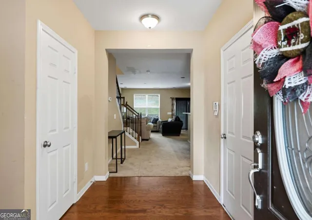 3rd image of 4028 Carlinswood Wy, Stone Mountain, GA 30083 | MLS# 10813818