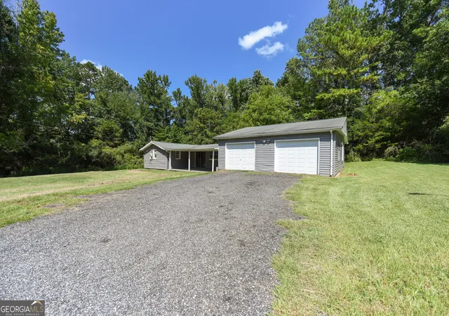 Photo 1 of Sale Pending at 797 Gabbettville Rd, Lagrange, GA 30240 | MLS# 10827750 | Listing updated on 2026-09-18