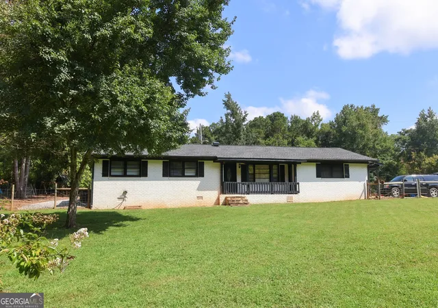 Photo 4 of Single family home for sale at 1965 Bethlehem Church Rd, Grantville, GA 30220 | MLS# 10834749 | Listing updated on 2026-09-10