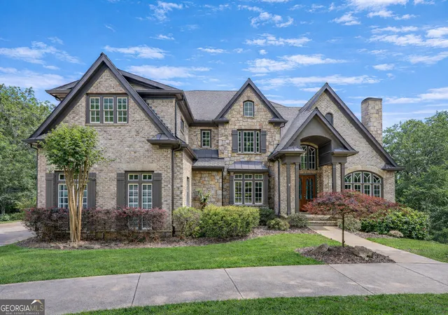 Photo 2 of Mansion for sale at 6226 Random Winds Blf, Gainesville, GA 30506 | MLS# 10760252 | Listing updated on 2026-08-07