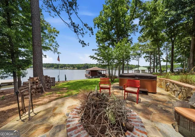Photo 3 of Sale Pending at 3690 Lakecrest Dr, Sparta, GA 31087 | MLS# 10828001 | Listing updated on 2026-09-01