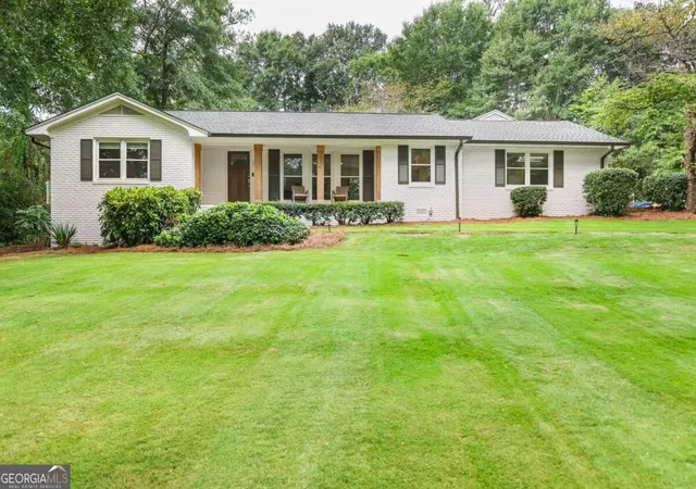 Photo 1 of Single family home for sale at 285 Pinewood Circle, Athens, GA 30606 | MLS# 10832081 | Listing updated on 2026-09-08