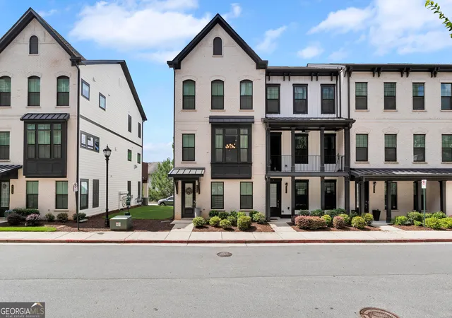 1st image of 4655 Eddibunn Dr Se, Smyrna, GA 30080 | MLS# 10810518
