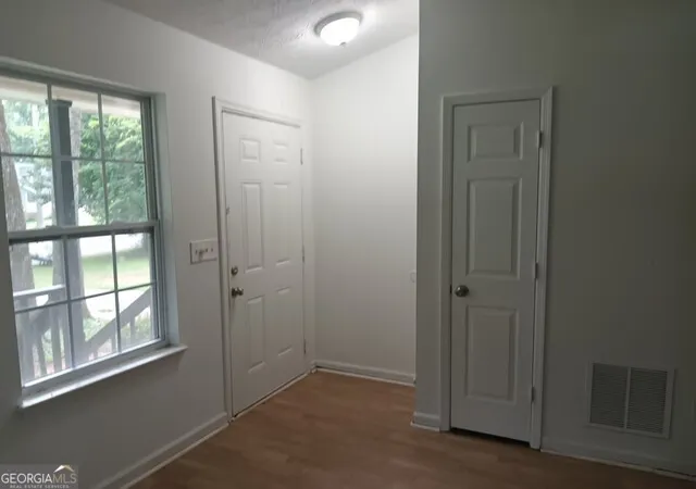 4th image of 8298 Blackfoot Trl, Jonesboro, GA 30236 | MLS# 10814342