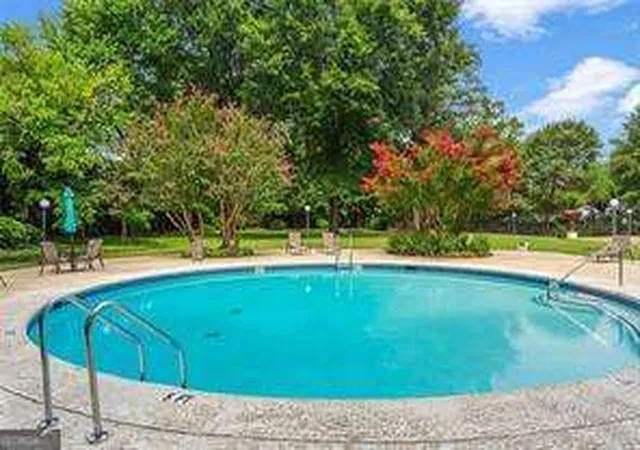 Listing Photo 2 - Condo for sale in building located at 130 26Th St Nw, Atlanta, GA 30309 - Unit #511
