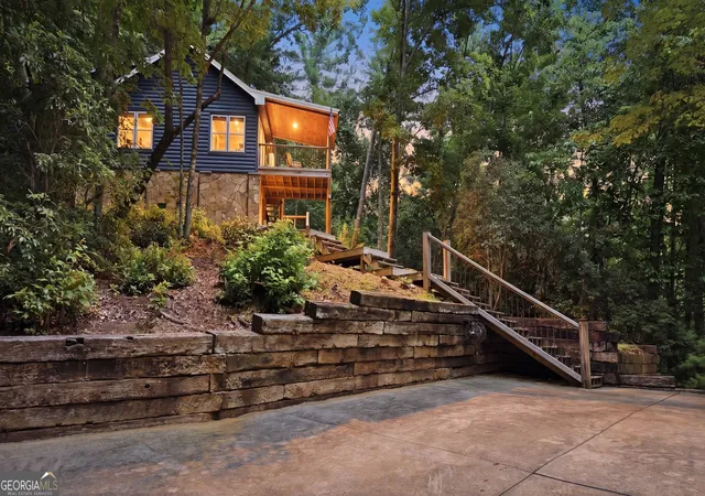 Photo 2 of Sale Pending at 6174 Crow Creek Rd, Lakemont, GA 30552 | MLS# 10808639 | Listing updated on 2026-09-18