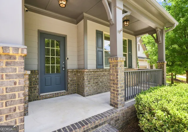 Photo 2 of Single family home for sale at 1125 Pebble Creek Ln, Locust Grove, GA 30248 | MLS# 10830961 | Listing updated on 2026-09-13