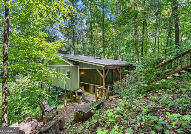 Photo 1 of Single family home for sale at 231 Dogwood Cir, Hayesville, NC 28904 | MLS# 10830722 | Listing updated on 2026-09-04