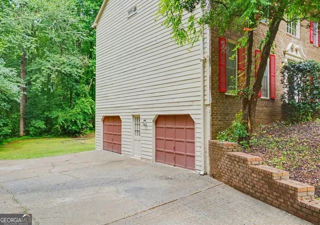 Photo 3 of Single family home for sale at 140 Ml Wood Ln, Fayetteville, GA 30214 | MLS# 10772847 | Listing updated on 2026-09-13