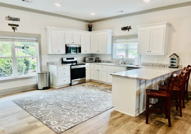 Photo 4 of Single family home for sale at 3243 Dogwood Ln, Hiawassee, GA 30546 | MLS# 10707840 | Listing updated on 2026-03-25