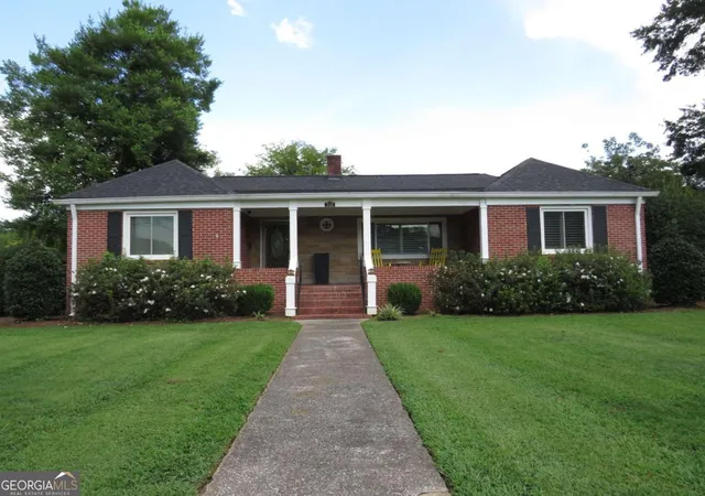 1st image of 318 N College St, Cedartown, GA 30125 | MLS# 10826571