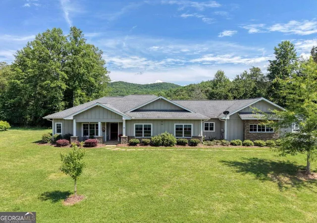 Homes for sale in Hayesville, NC | 314 Winchester Cove Rd, Hayesville, NC 28904 | MLS# 10795089
