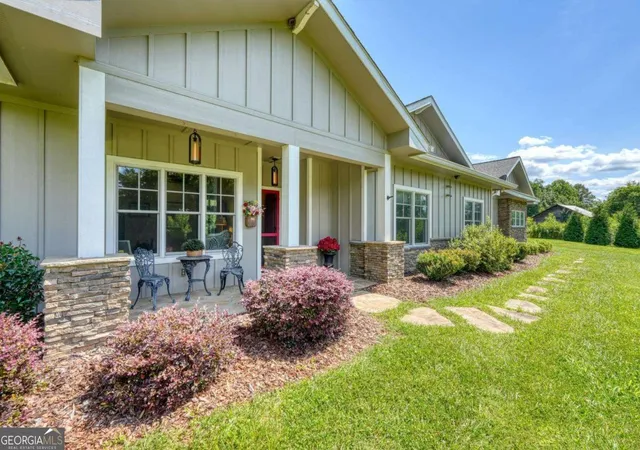 Homes for sale in Hayesville, NC | 314 Winchester Cove Rd, Hayesville, NC 28904 | MLS# 10795089