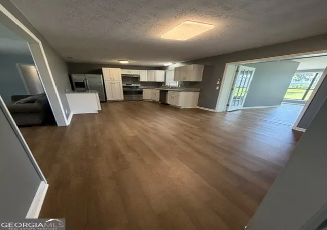 5th image of 815 E Edwards St, Mount Vernon, GA 30445 | MLS# 10810405