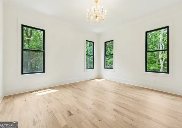 Photo 3 of Sale Pending at 4052 Providence Rd, Marietta, GA 30062 | MLS# 10765104 | Listing updated on 2026-06-19