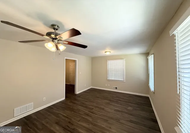 Photo 3 of Single family home for sale at 2839 Waters Rd Sw, Atlanta, GA 30354 | MLS# 10829813 | Listing updated on 2026-10-03
