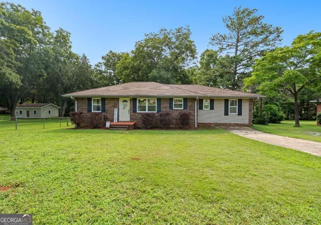 Homes for sale in Thomaston, GA | 209 Salbar Street, Thomaston, GA 30286 | MLS# 10796910