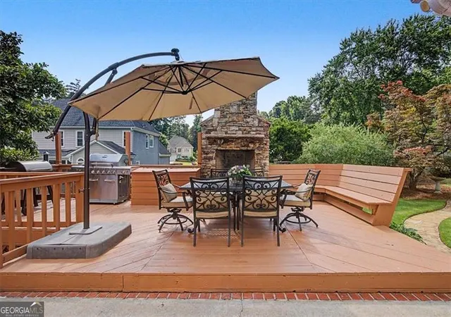 Photo 2 of Single family home for sale at 743 Noble Oak Dr, Marietta, GA 30068 | MLS# 10769298 | Listing updated on 2026-09-13