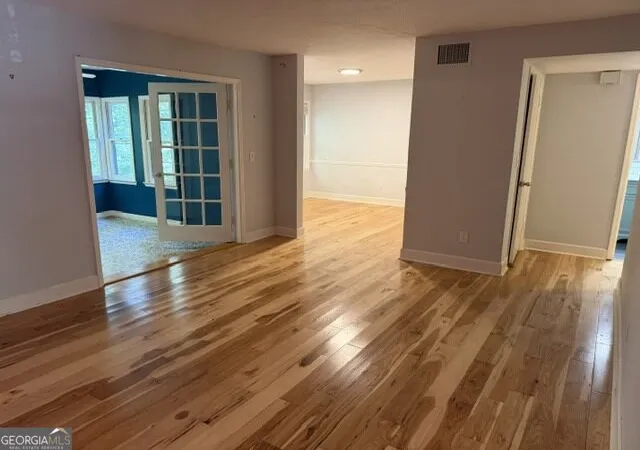 Photo 2 of Condo for sale at 30 Arpege Wy Nw, Atlanta, GA 30327 | MLS# 10831564 | Listing updated on 2026-09-06