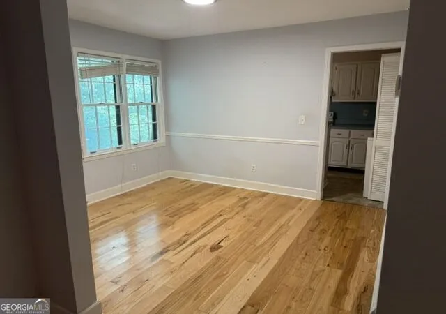 Photo 3 of Sale Pending at 30 Arpege Wy Nw, Atlanta, GA 30327 | MLS# 10831564 | Listing updated on 2026-10-02
